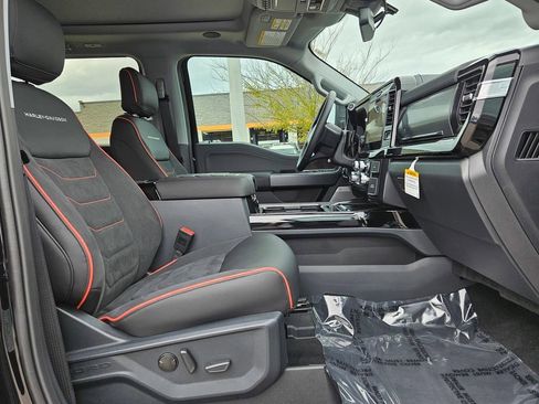 New 2026 Ford F250 Lariat w/ Black Appearance Package AWD/4WD image 36