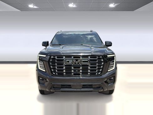 Used 2025 GMC Yukon Denali Ultimate w/ LPO, Floor Liner Package AWD/4WD image 5