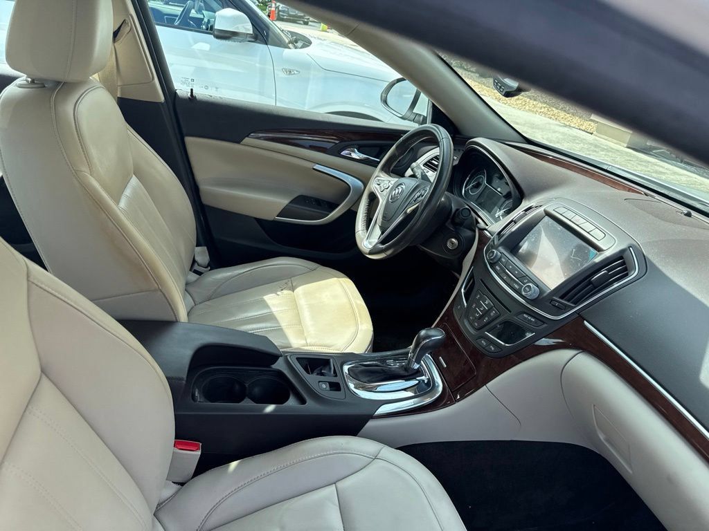 Used 2016 Buick Regal FWD image 6