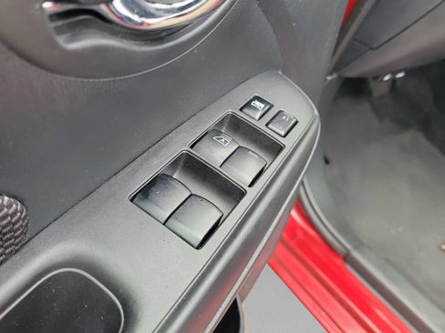 Used 2017 Nissan Versa SV image 20