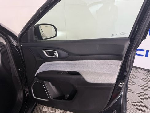 Used 2022 Jeep Compass Latitude image 20