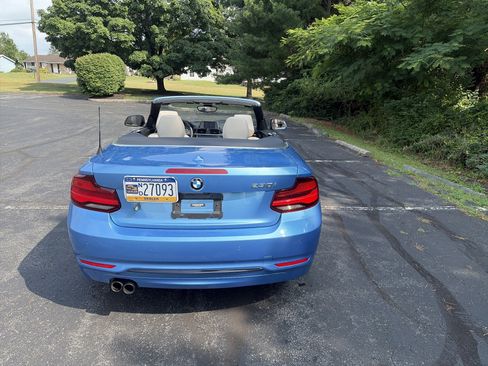 Used 2020 BMW 230i Convertible RWD image 6