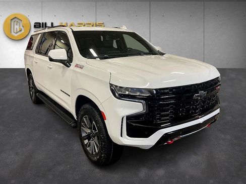 Used 2023 Chevrolet Suburban Z71 w/ Luxury Package image 9