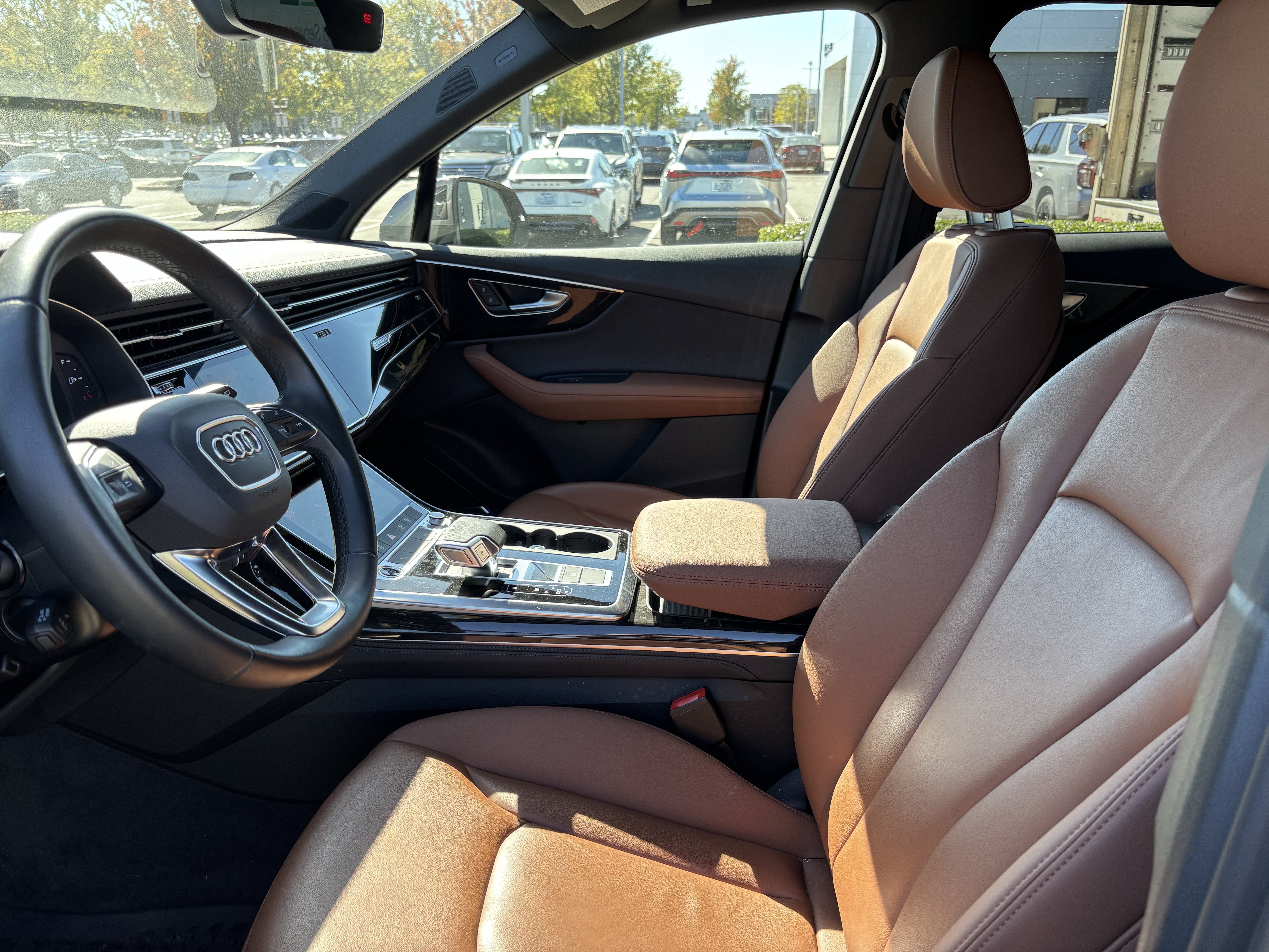 Used 2023 Audi Q7 2.0T Premium Plus w/ Premium Plus Package AWD/4WD image 17