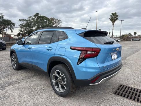 New 2026 Chevrolet Trax LT w/ Sunroof Package image 5