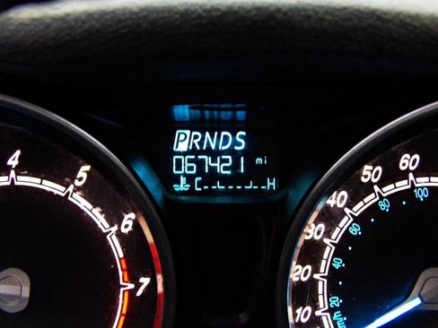 Used 2019 Ford Fiesta SE image 14