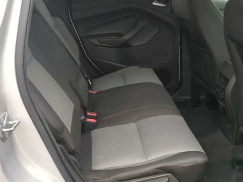 Used 2017 Ford Escape SE w/ Equipment Group 201A image 24