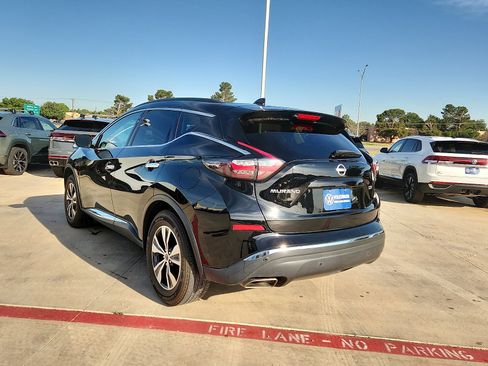 Used 2023 Nissan Murano SV FWD image 5
