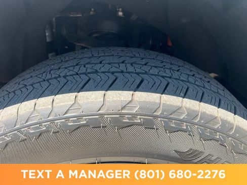 Used 2025 Ford F150 Lightning Flash AWD/4WD image 11
