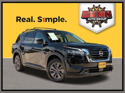 Used 2022 Nissan Pathfinder SV