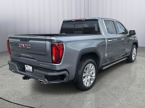 Used 2022 GMC Sierra 1500 Denali w/ Denali Premium Package image 6