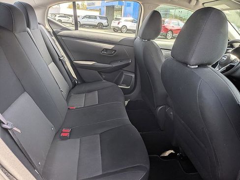 Used 2025 Nissan Sentra SV image 32