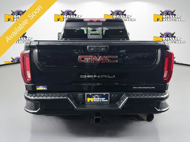 Used 2022 GMC Sierra 2500 Denali w/ Denali Black Diamond Edition AWD/4WD image 6