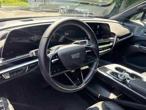Used 2024 Cadillac Lyriq Tech w/ Driver Assist Package AWD/4WD image 22