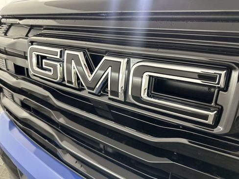 New 2026 GMC Terrain Elevation w/ Elevation Premium Package image 30