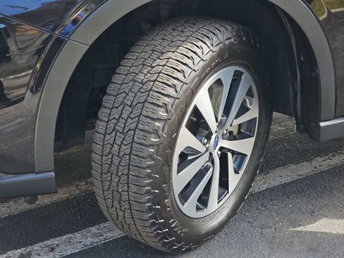 Certified 2022 Subaru Outback Premium AWD/4WD image 33