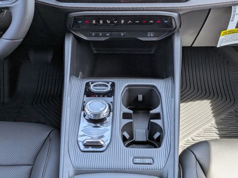 New 2026 Jeep Cherokee Limited AWD/4WD image 17