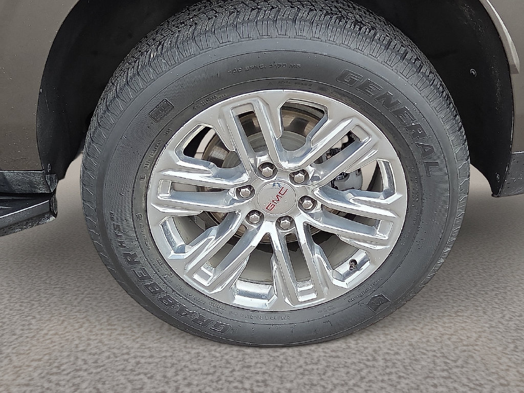 Used 2021 GMC Yukon XL SLT w/ Rear Media and Nav Package RWD image 8