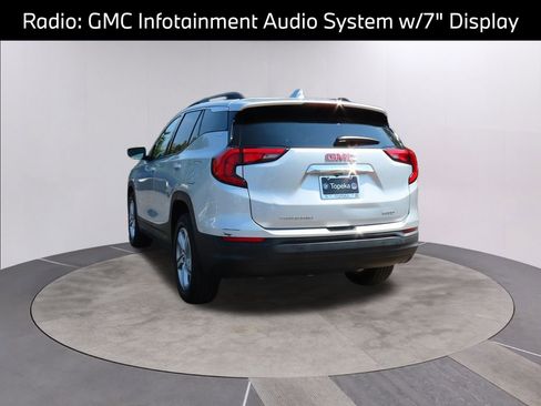Used 2020 GMC Terrain SLE w/ Driver Convenience Package image 6