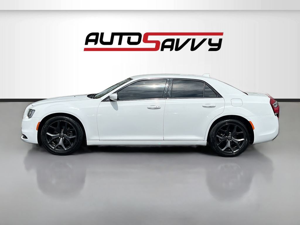 Used 2021 Chrysler 300 S RWD image 4