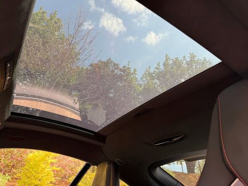 Used 2018 Mercedes-Benz AMG GT S image 30