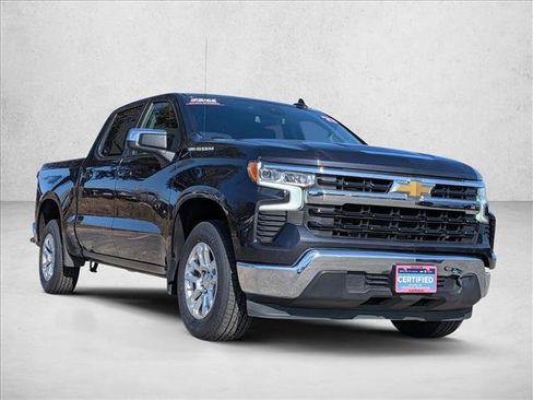 Used 2023 Chevrolet Silverado 1500 LT w/ Protection Package image 3