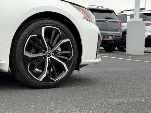 New 2026 Nissan Altima 2.5 SR FWD image 34
