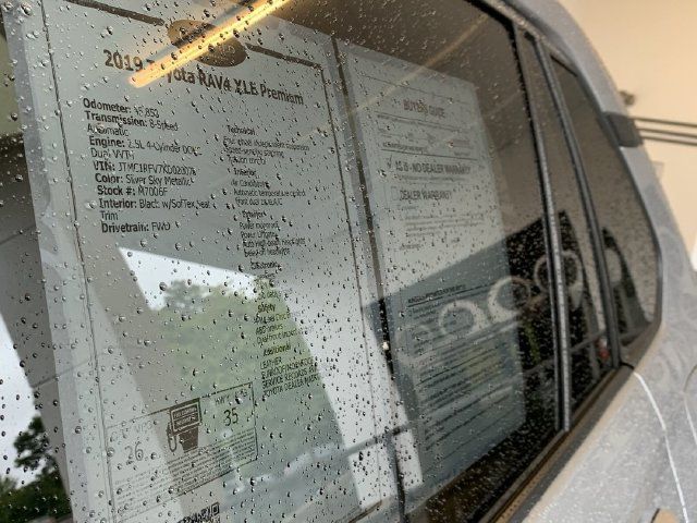 Used 2019 Toyota RAV4 XLE Premium FWD image 46