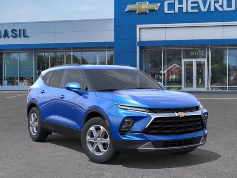New 2026 Chevrolet Blazer LT w/ Convenience Package AWD/4WD image 7