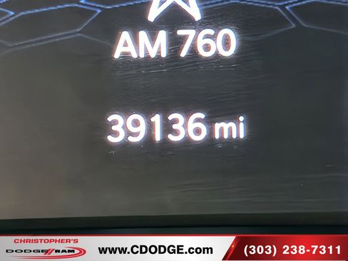 Used 2025 Jeep Compass Limited image 12