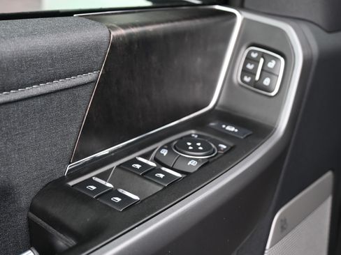 Used 2024 Ford F250 Lariat w/ Lariat Ultimate Package image 17