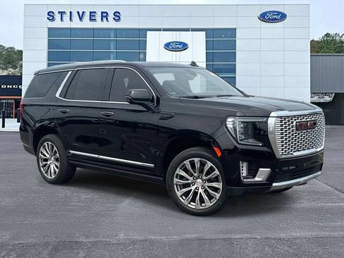 Used 2021 GMC Yukon Denali w/ Denali Premium Package AWD/4WD image 1