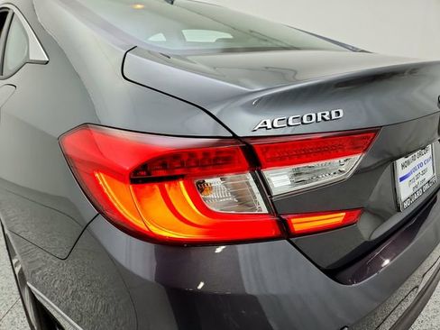 Used 2020 Honda Accord EX image 27