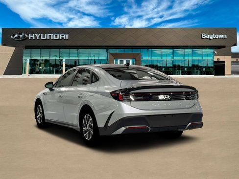 New 2026 Hyundai Sonata Blue FWD image 5