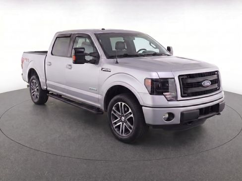 Used 2014 Ford F150 FX4 w/ Equipment Group 402A Luxury AWD/4WD image 2