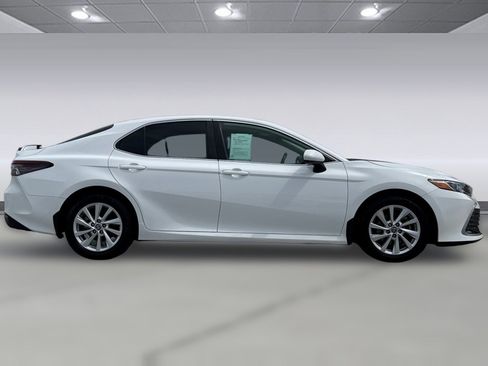 Used 2023 Toyota Camry LE w/ Protection Package (Q2) (TMS) FWD image 2