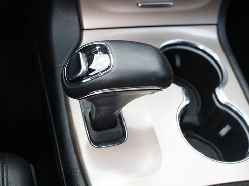 Used 2015 Jeep Grand Cherokee Altitude AWD/4WD image 12