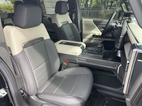 New 2026 GMC Hummer EV 4x4 Crew Cab image 36