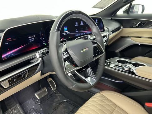 Used 2026 Cadillac Lyriq V image 36