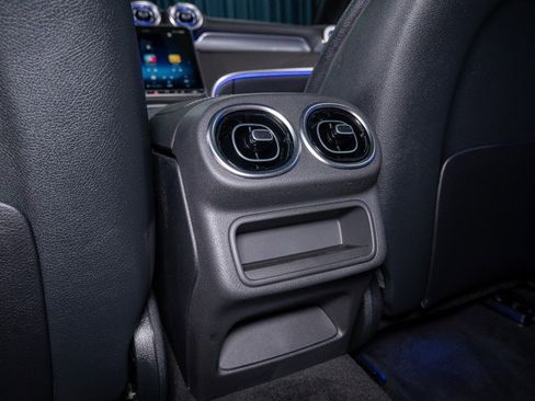 New 2026 Mercedes-Benz GLC 300 image 22