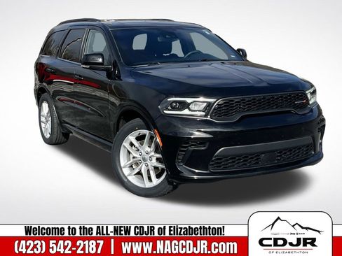 Used 2024 Dodge Durango GT image 1