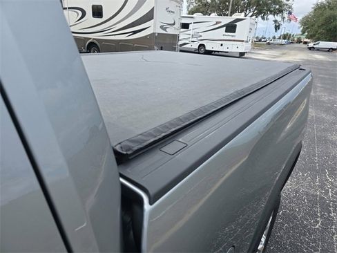 Used 2024 Chevrolet Silverado 3500 High Country w/ High Country Premium Package image 12