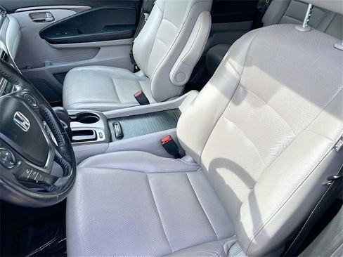 Used 2017 Honda Ridgeline RTL-T image 21