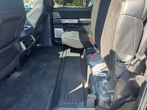 Used 2025 Ford F250 Platinum AWD/4WD image 19