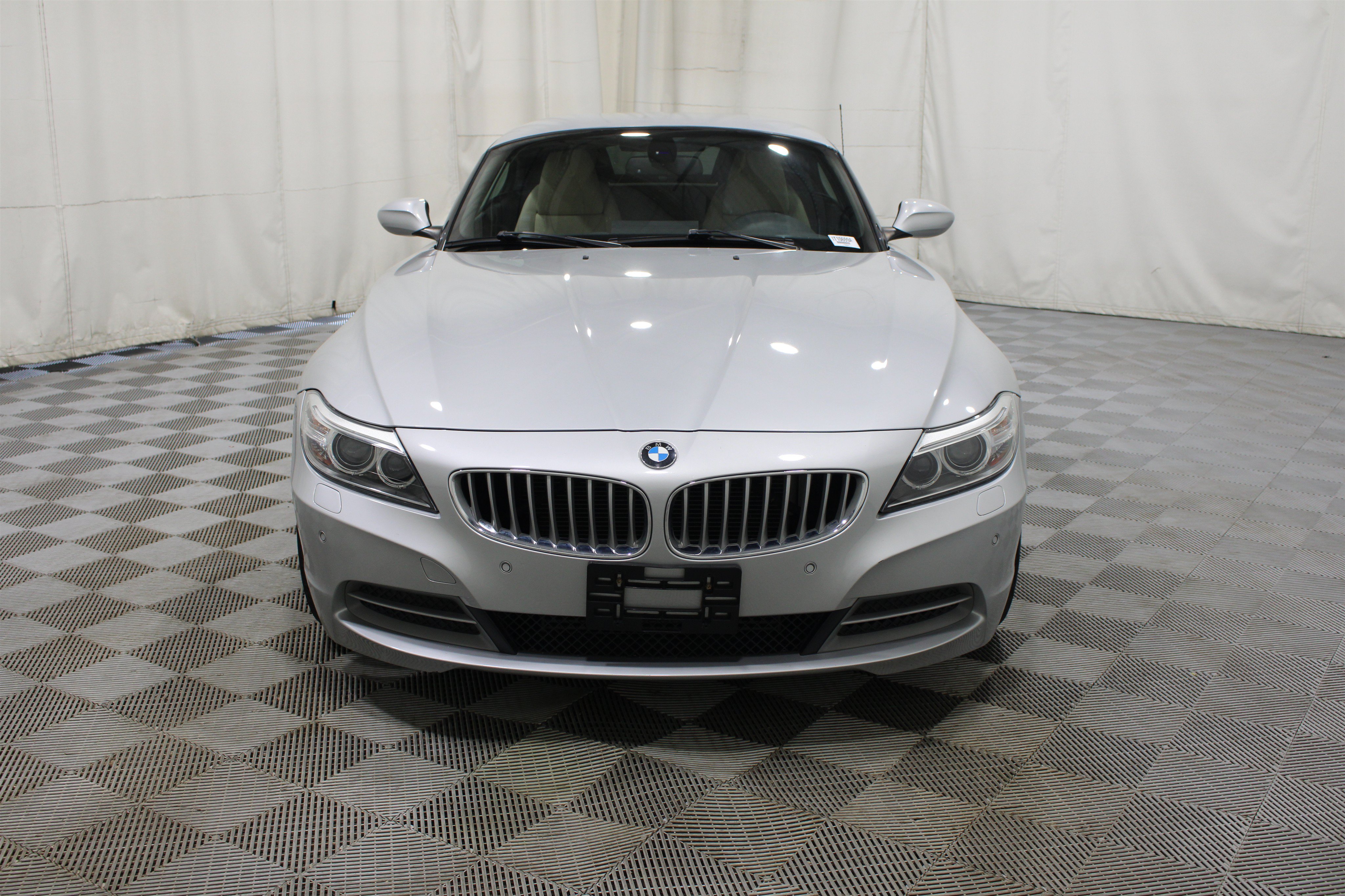 Used 2016 BMW Z4 sDrive35i RWD image 26
