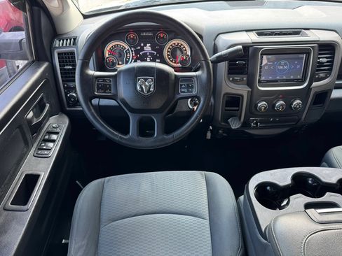 Used 2013 RAM 1500 Express RWD image 29