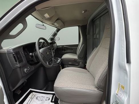 New 2025 Chevrolet Express 3500 w/ Power Convenience Package RWD image 27