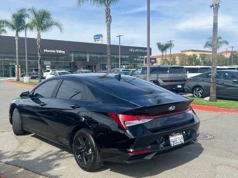 Certified 2023 Hyundai Elantra SEL image 6