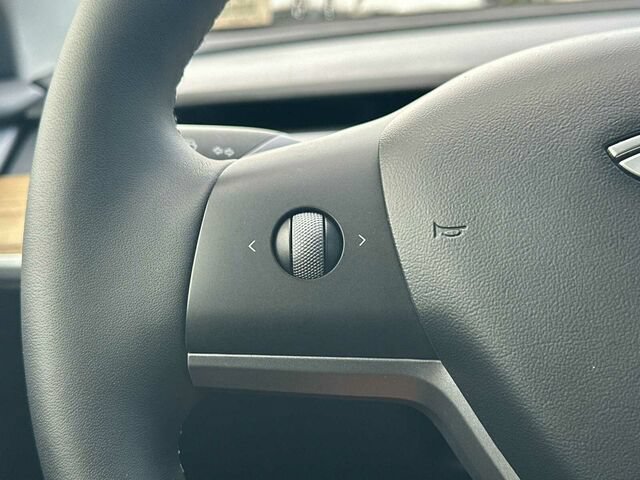 Used 2022 Tesla Model 3 Standard Range RWD image 27