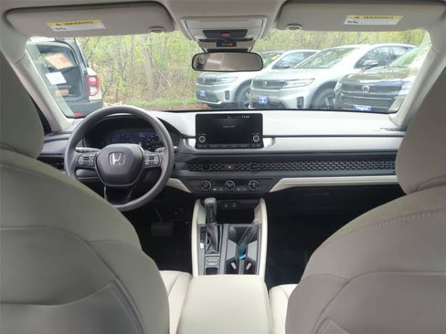 Used 2024 Honda Accord LX image 29